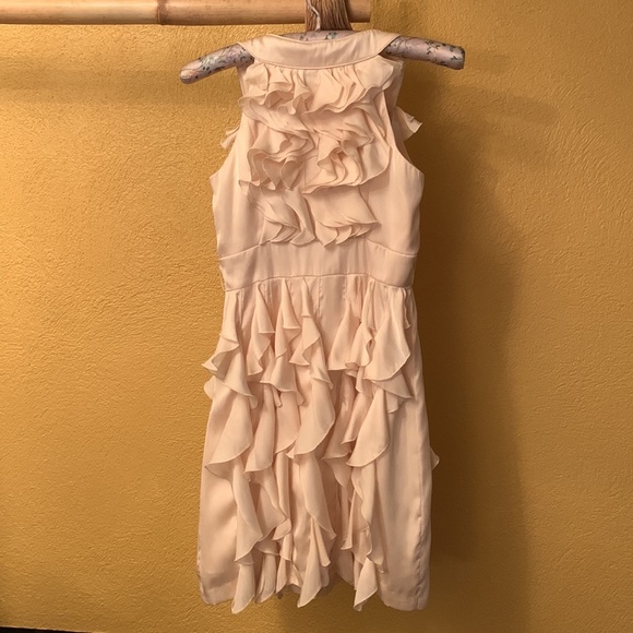 Cream Satin dress, Size 4, Excellent Used Condition, Max and Cleo - Picture 5 of 9